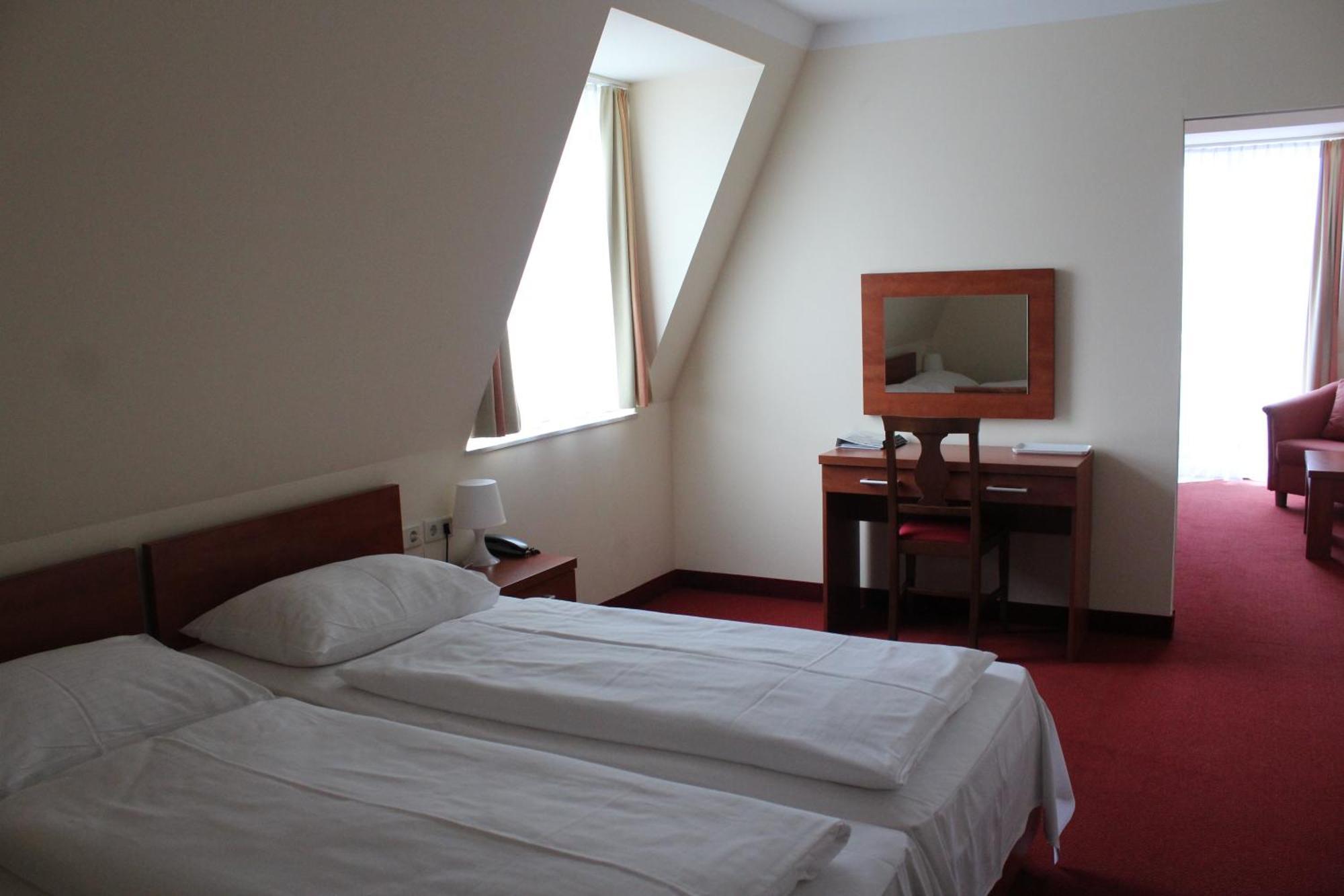 Hotel Restaurant Marienhof Unterkirchbach エクステリア 写真
